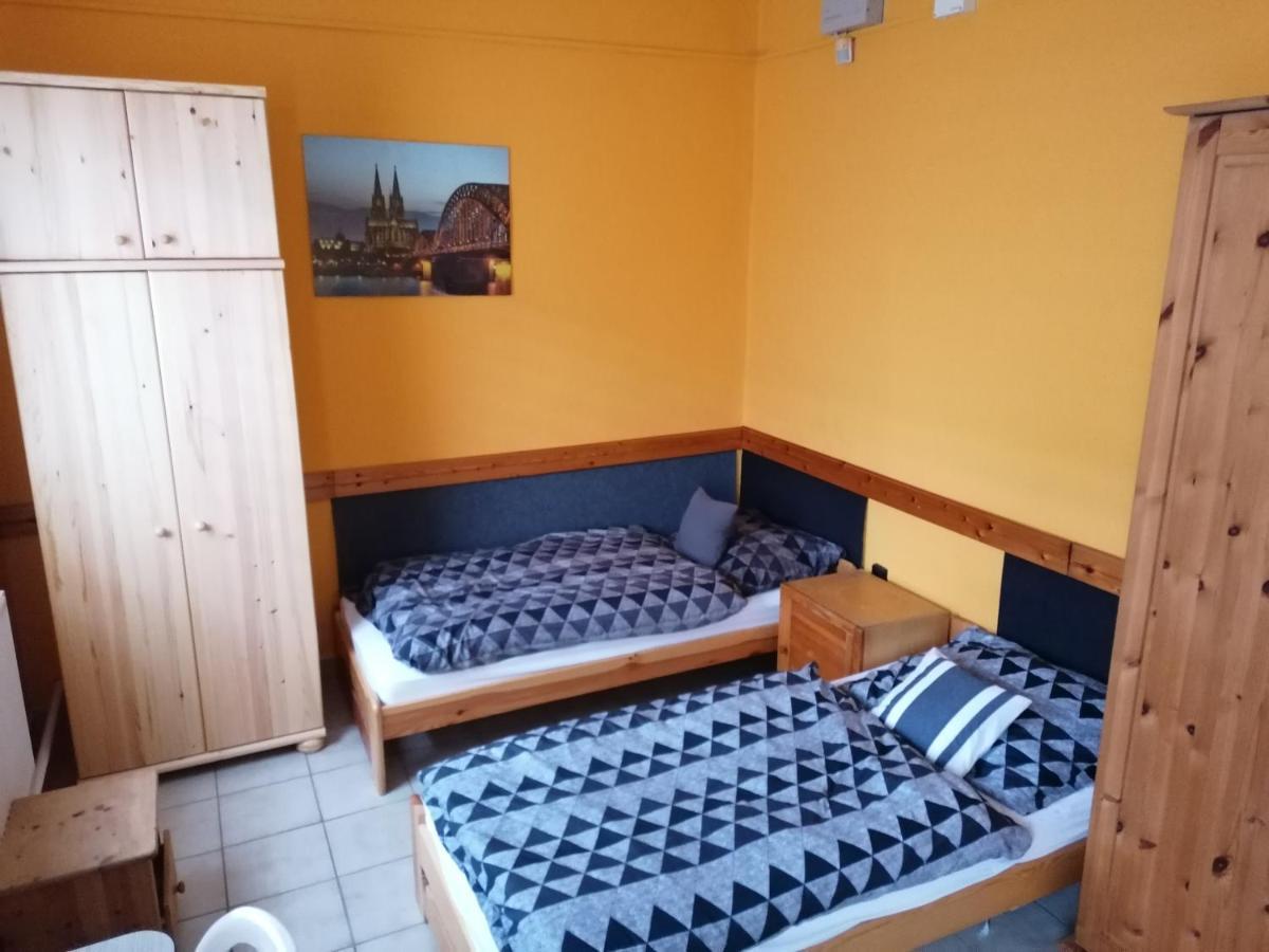 Ferienwohnung Collingo Belvarosi Szallas Kazincbarcika Exterior foto